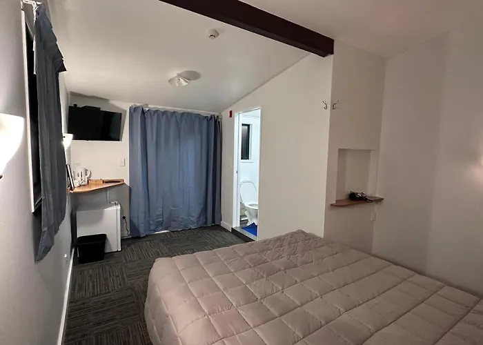 Fox Glacier Jade Hotel